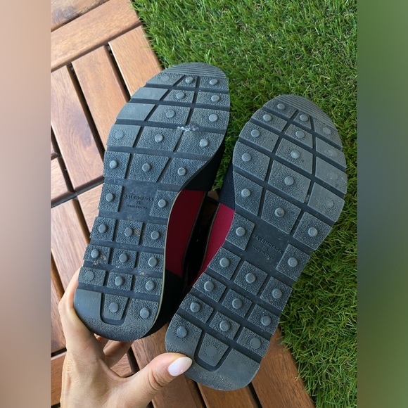 Balenciaga Black/Red Suede And Leather Race Runner Sneakers Size 35 - Picture 6 of 6